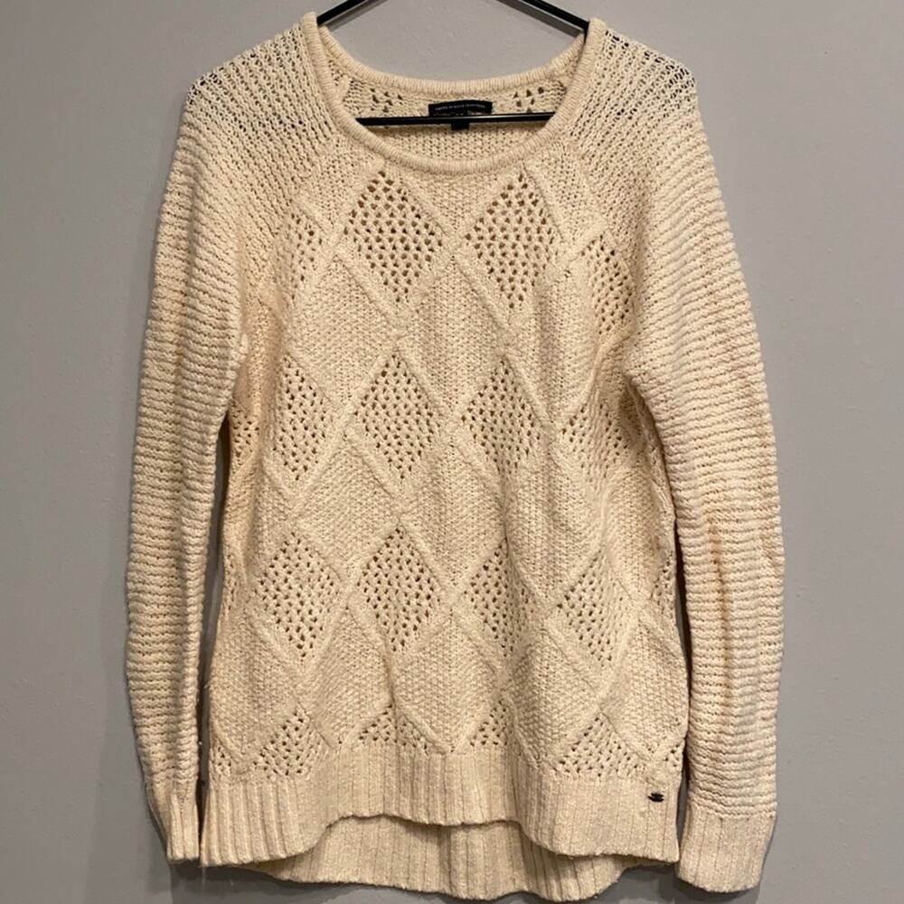 American Eagle sweater